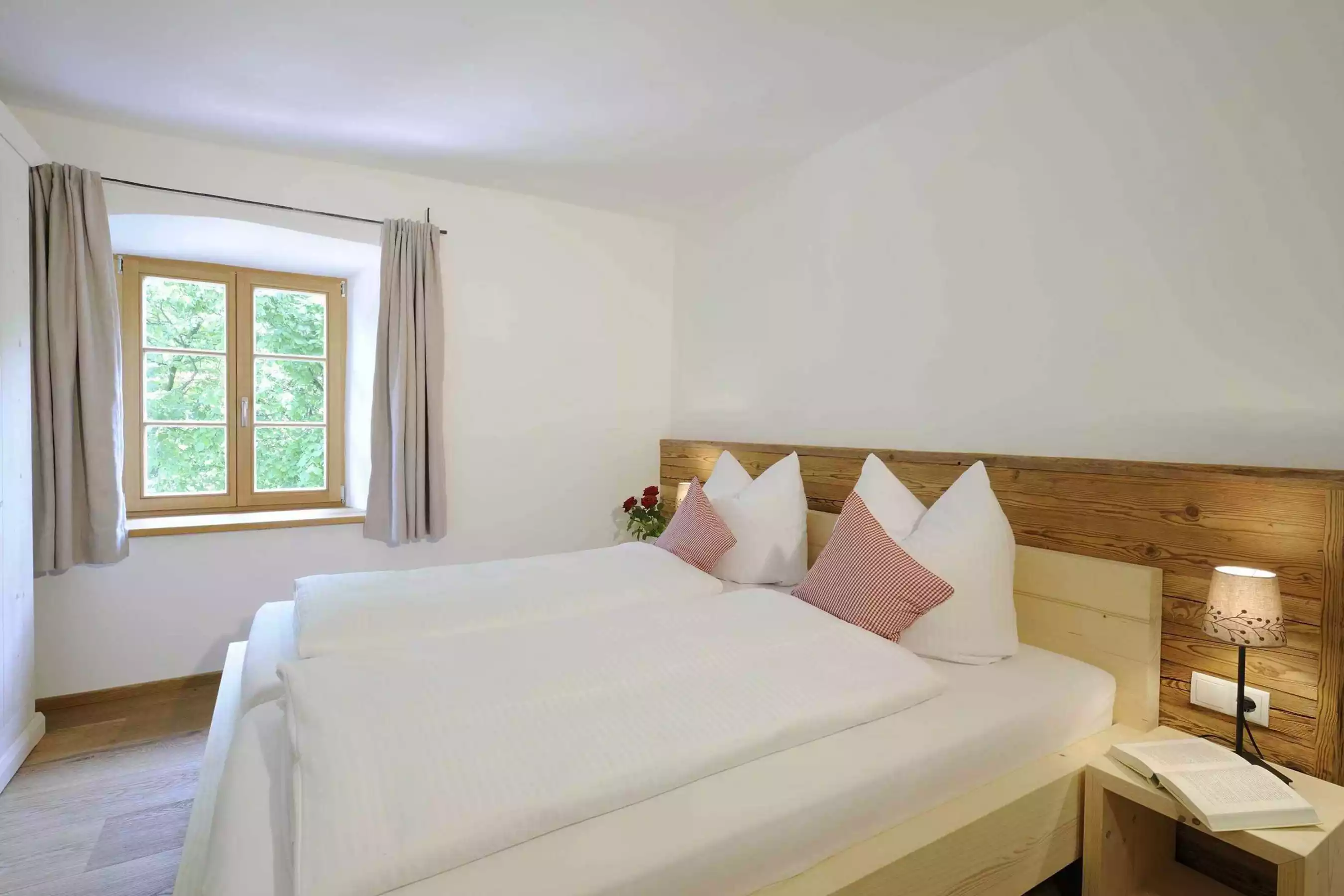 Luxus-Ferienwohnungen und Appartement Steinbach am Hanznhof